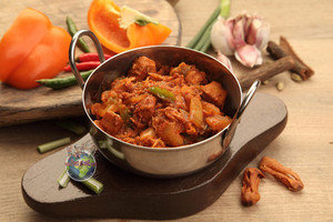 Cajun Chicken and Veg Balti